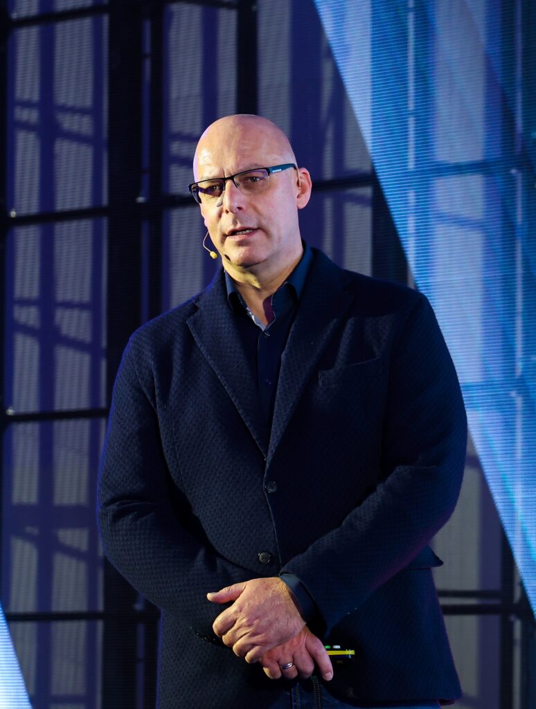 Dr.BereyAttila-cropped